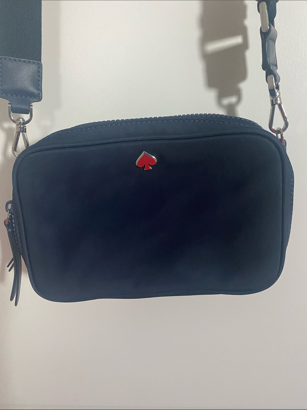 Kate Spade navy crossbody with strap - Picture 2 of 12
